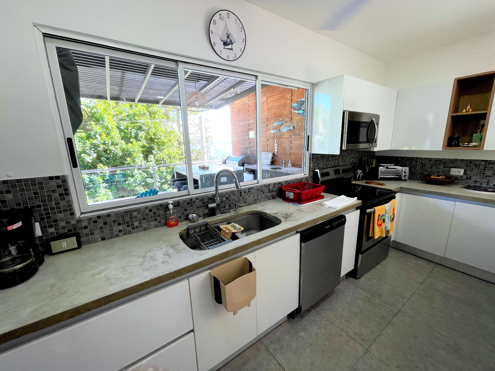 5-Bed Ocean View Home in Altos de Leonamar, Punta Leona | Costa Rica